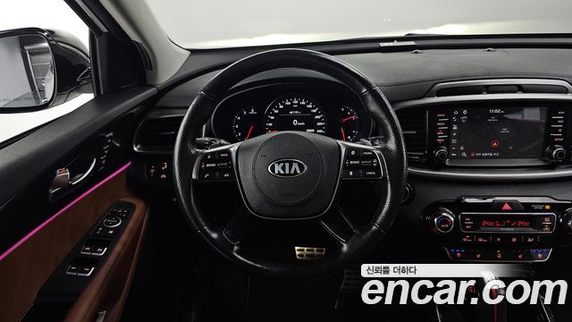 Kia Sorento 2018 — photo 12