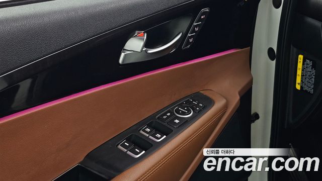 Kia Sorento 2018 — photo 16