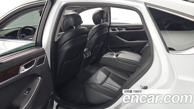 Hyundai Genesis 2016 — photo 11