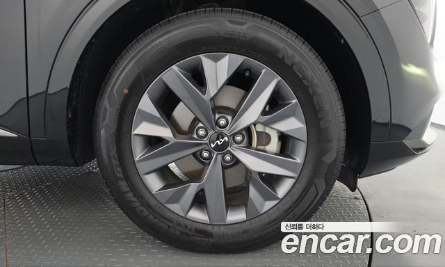 Kia Sportage 2023 — photo 7