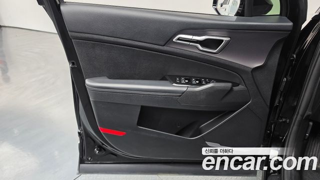 Kia Sportage 2023 — photo 14
