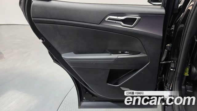 Kia Sportage 2023 — photo 15