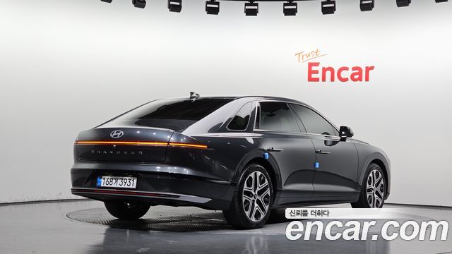 Hyundai Grandeur 2023 — photo 2