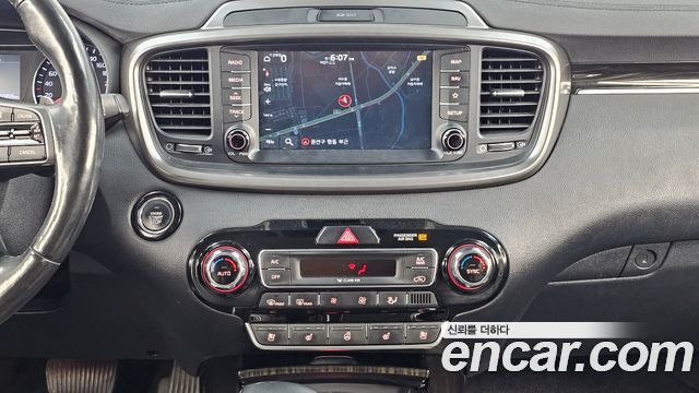 Kia Sorento 2018 — photo 19