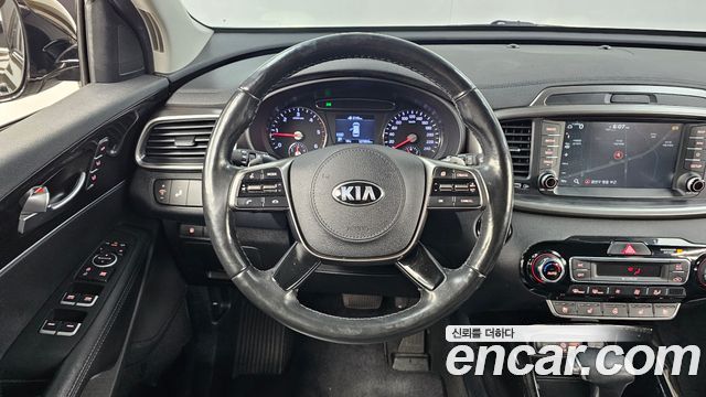 Kia Sorento 2018 — photo 20