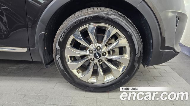 Kia Sorento 2018 — photo 7