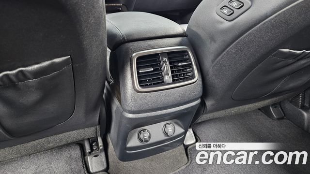 Kia Sorento 2018 — photo 31