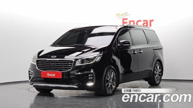 Kia Canival 2019 — photo 1