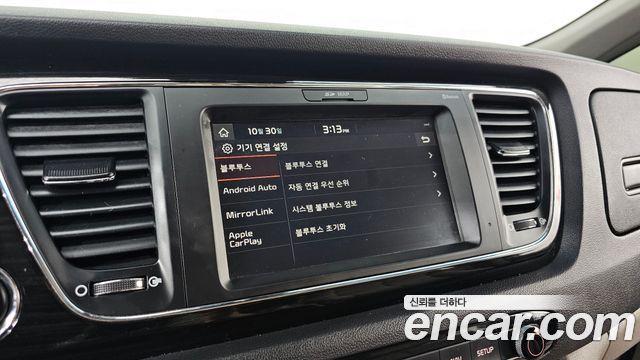 Kia Canival 2019 — photo 22