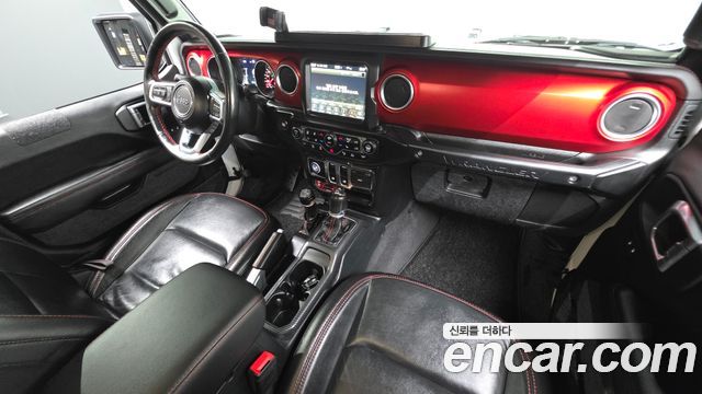 Jeep Wrangler 2021 — photo 10