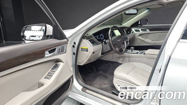 Genesis G80 2018 — photo 13