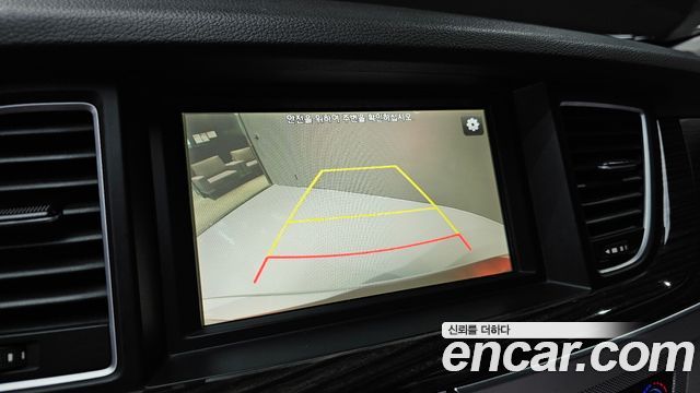 Genesis G80 2018 — photo 20