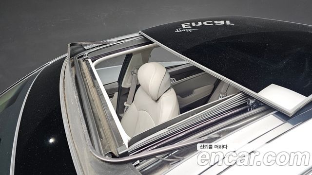 Genesis G80 2018 — photo 24