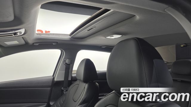 Hyundai AVANTE 2022 — photo 22