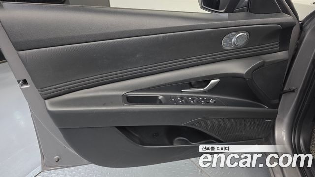Hyundai AVANTE 2022 — photo 23