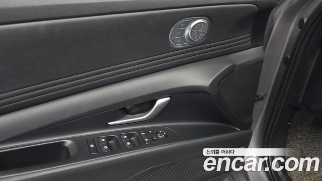 Hyundai AVANTE 2022 — photo 14