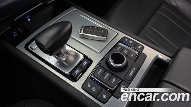 Genesis G80 2018 — photo 12
