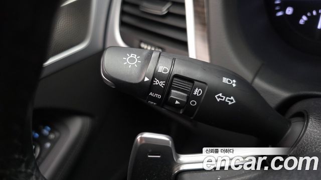 Genesis G80 2018 — photo 27