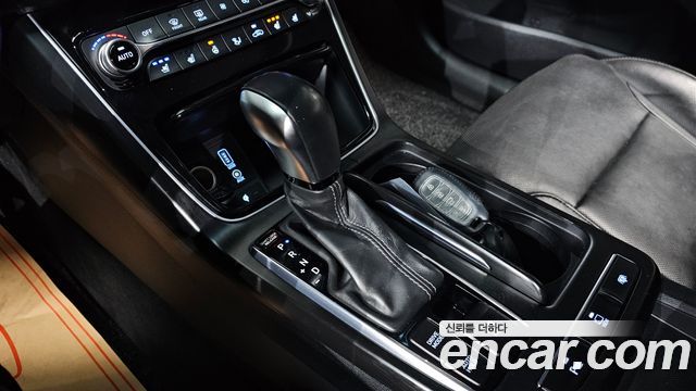 Hyundai Grandeur 2018 — photo 12