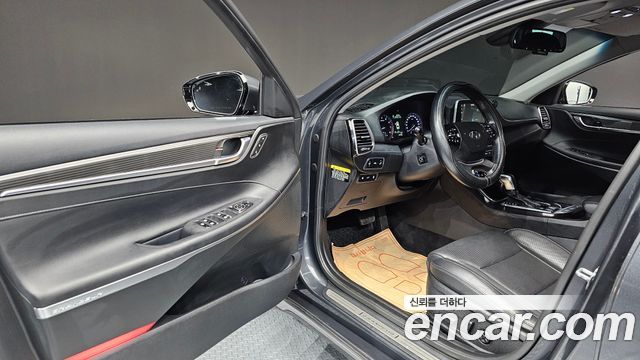 Hyundai Grandeur 2018 — photo 13