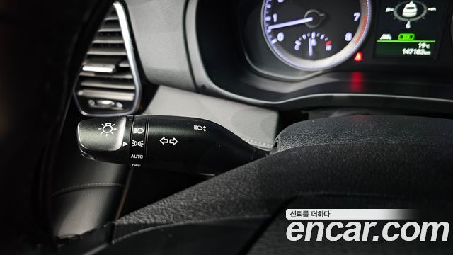 Hyundai Grandeur 2018 — photo 30