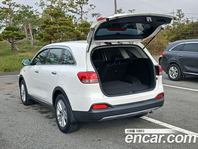 Kia Sorento 2015 — photo 19