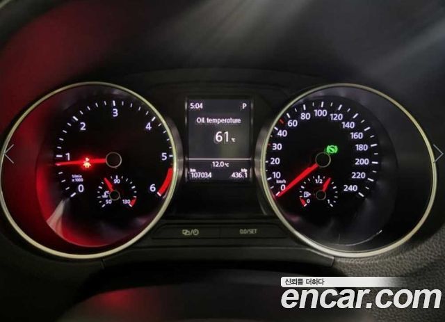 Volkswagen Polo 2016 — photo 9