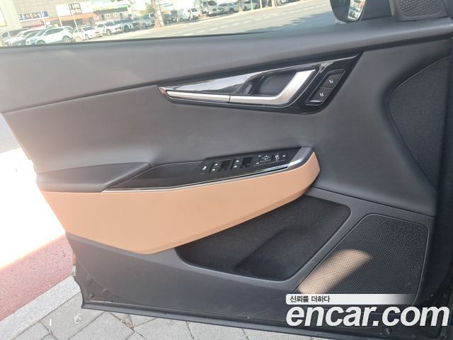 Kia EV6 2022 — photo 10
