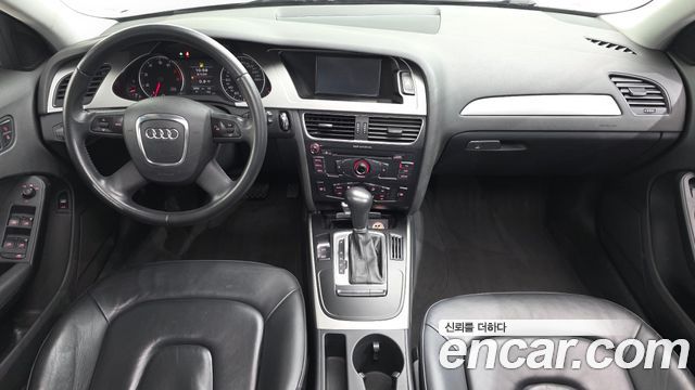 Audi A4 2009 — photo 10
