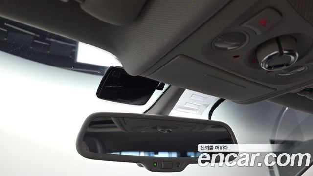 Audi A4 2009 — photo 25