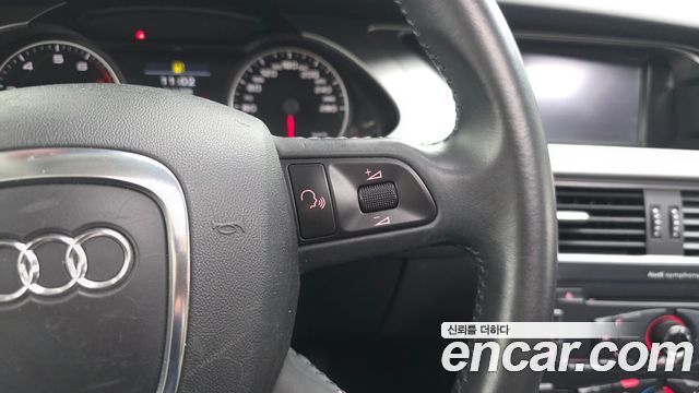 Audi A4 2009 — photo 31