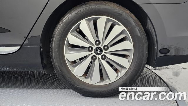 Hyundai Grandeur 2016 — photo 7