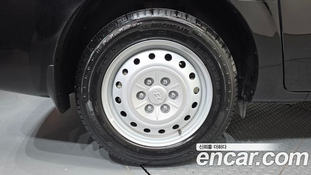 Hyundai Staria 2022 — photo 5