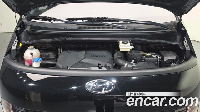 Hyundai Staria 2022 — photo 6