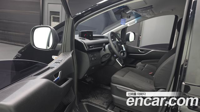 Hyundai Staria 2022 — photo 10