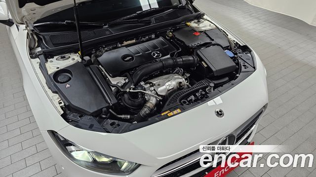 Mercedes-Benz A-Class 2021 — photo 6