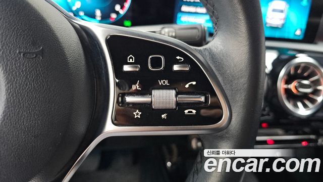 Mercedes-Benz A-Class 2021 — photo 22