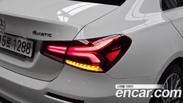 Mercedes-Benz A-Class 2021 — photo 9