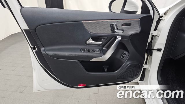 Mercedes-Benz A-Class 2021 — photo 14