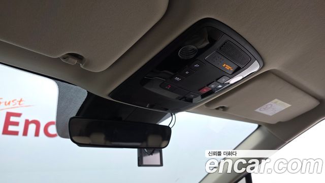 Kia Canival 2023 — photo 24
