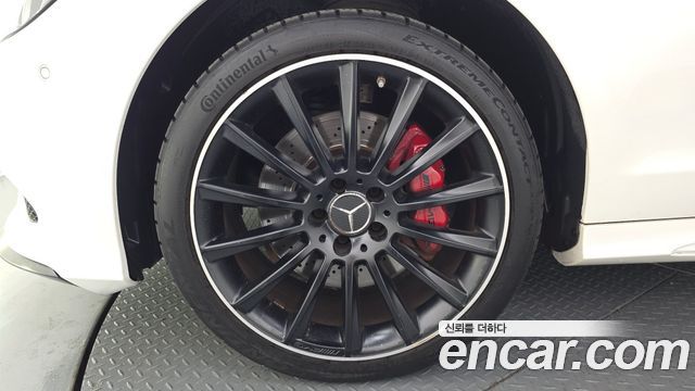 Mercedes-Benz CLS-Class 2016 — photo 5