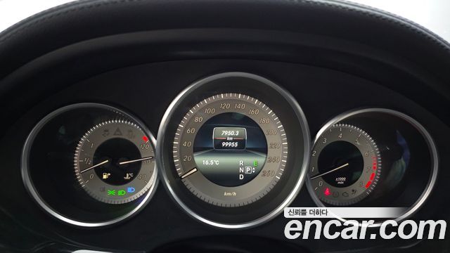 Mercedes-Benz CLS-Class 2016 — photo 8