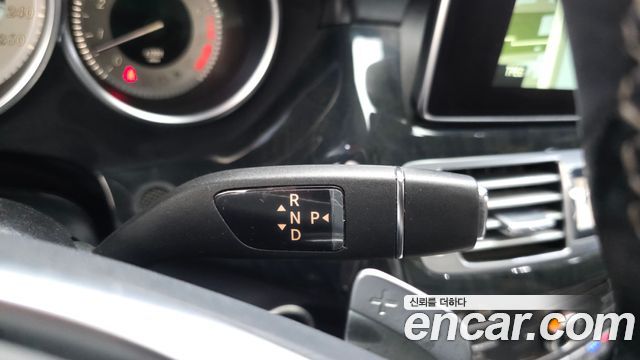 Mercedes-Benz CLS-Class 2016 — photo 9