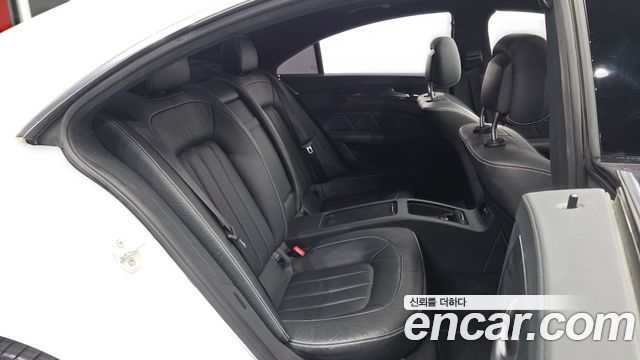 Mercedes-Benz CLS-Class 2016 — photo 11