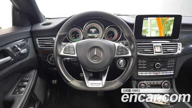 Mercedes-Benz CLS-Class 2016 — photo 13