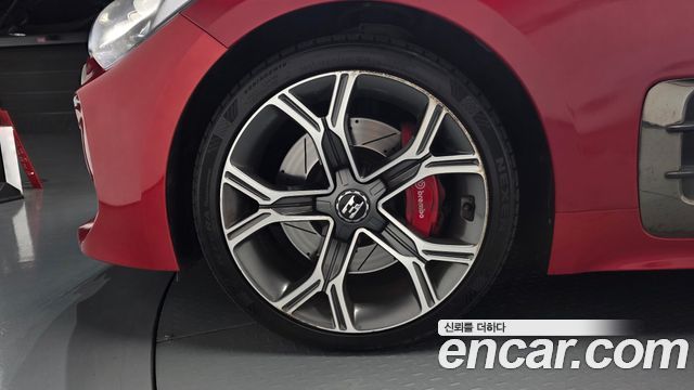 Kia Stinger 2018 — photo 5