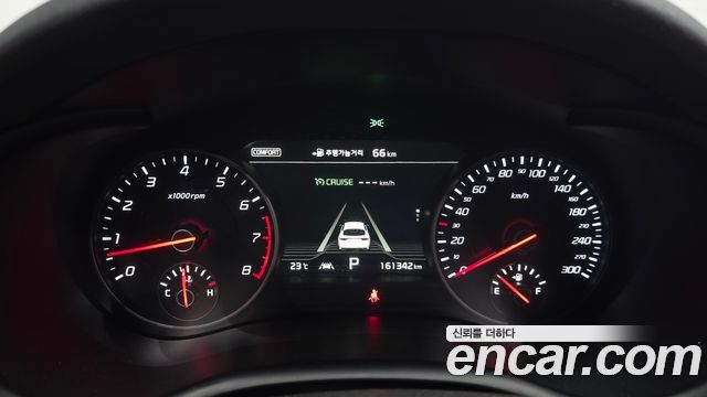 Kia Stinger 2018 — photo 11