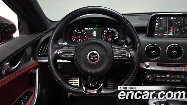Kia Stinger 2018 — photo 19