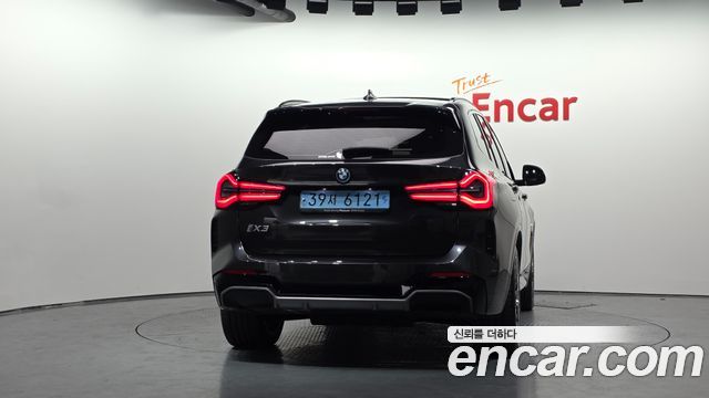BMW iX3 2024 — photo 4