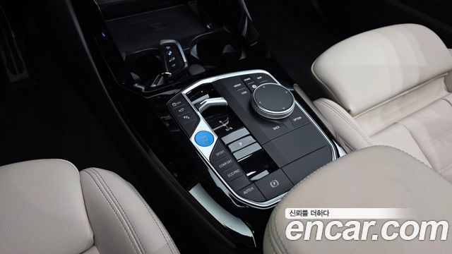 BMW iX3 2024 — photo 12